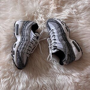 Nike Air Max 95 Black Safari